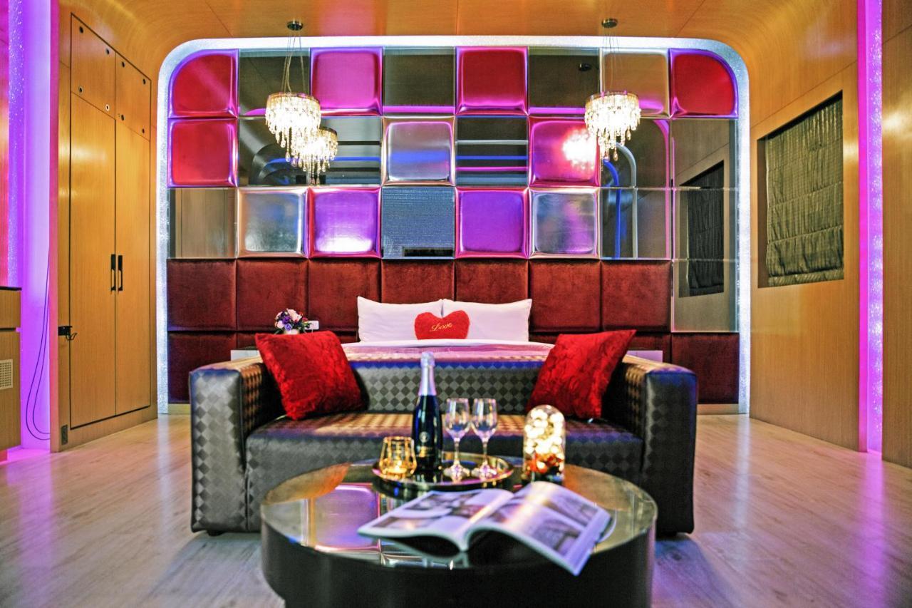 Affair Motel Co.Ltd Wuqi Esterno foto